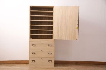 中古　伝統工芸士・茂野栄一作　品のある佇まいが上質な空間を演出してくれる加茂総桐箪笥(定価約60万円)(総桐たんす、収納箪笥、整理箪笥、和たんす、収納棚)(R-047253)