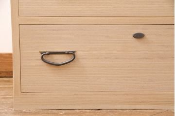 中古　伝統工芸士・茂野栄一作　品のある佇まいが上質な空間を演出してくれる加茂総桐箪笥(定価約60万円)(総桐たんす、収納箪笥、整理箪笥、和たんす、収納棚)(R-047253)
