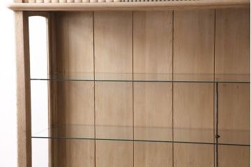 アンティーク　大正期　ストリップド(剥離)　栗材製　品格のある佇まいが魅力的な特大ガラスケース(飾り棚、ショーケース、陳列棚)(R-047269)