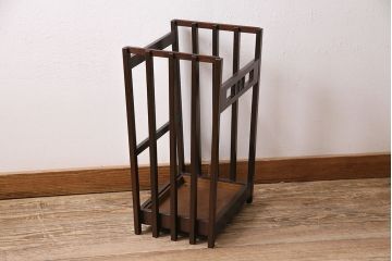 和製アンティーク　玄関をお洒落に飾る、モダンデザインの総桑材製傘立て(カサ立て、スタンド)(R-047272)