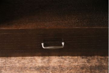 和製ヴィンテージ　総桑材製　和モダン空間におすすめ!指物家具の引き出し付き飾り棚(引き出し、棚、ビンテージ)(R-047274)