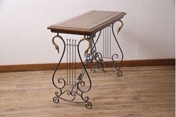 中古　イギリス家具　MAITLAND SMITH(メートランドスミス)　白鳥モチーフの脚がお洒落なコンソールテーブル(定価約30万円)(飾り台)(R-047275)