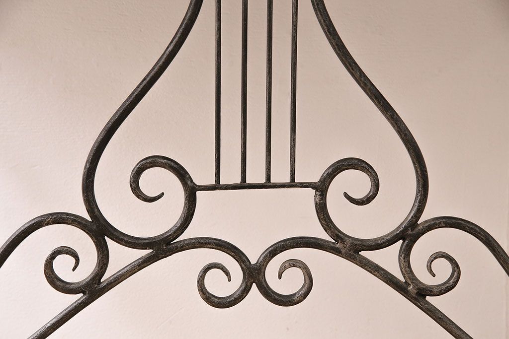 中古　イギリス家具　MAITLAND SMITH(メートランドスミス)　白鳥モチーフの脚がお洒落なコンソールテーブル(定価約30万円)(飾り台)(R-047275)