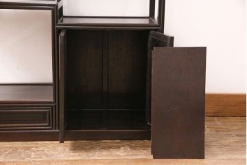 和製アンティーク　シックな佇まいが魅力的な花梨材製の茶棚(茶箪笥、収納棚、飾り棚、カリン材)(R-047276)
