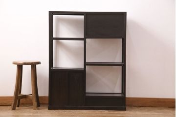 和製アンティーク　シックな佇まいが魅力的な花梨材製の茶棚(茶箪笥、収納棚、飾り棚、カリン材)(R-047276)