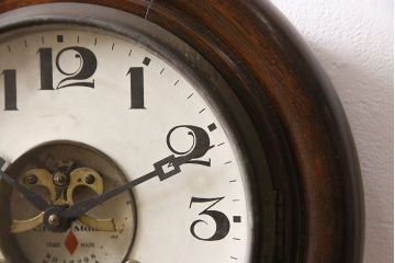 アンティーク時計　8DAY CLOCK　お洒落なディスプレイとして活躍してくれる赤菱式改良掛時計(柱時計、壁掛け時計、ディスプレイ時計)(R-047277)