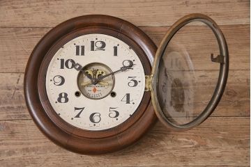 アンティーク時計　8DAY CLOCK　お洒落なディスプレイとして活躍してくれる赤菱式改良掛時計(柱時計、壁掛け時計、ディスプレイ時計)(R-047277)