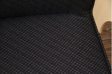 中古　富士ファニチア(富士ファニチュア、フジファニチュア、FUJI FURNITURE、富士ファニチャー)布Aタイプ　アームのシルエットが素敵なオーク材製アームチェア(定価約6万5千円)(ダイニングチェア、椅子)(R-047281)