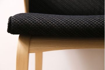 中古　富士ファニチア(富士ファニチュア、フジファニチュア、FUJI FURNITURE、富士ファニチャー)布Aタイプ　アームのシルエットが素敵なオーク材製アームチェア(定価約6万5千円)(ダイニングチェア、椅子)(R-047281)