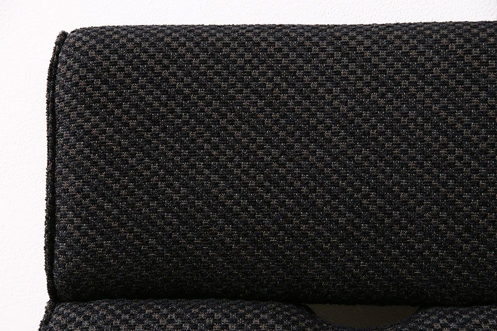 中古　富士ファニチア(富士ファニチュア、フジファニチュア、FUJI FURNITURE、富士ファニチャー)　布Aタイプ　北欧スタイルに活躍するオーク材製のアームレスチェア(定価約4万5千円)(ダイニングチェア、椅子)(R-047283)