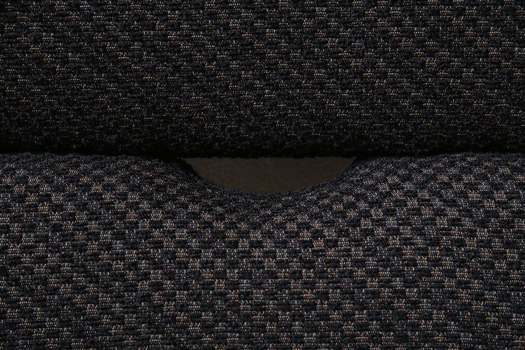 中古　富士ファニチア(富士ファニチュア、フジファニチュア、FUJI FURNITURE、富士ファニチャー)　布Aタイプ　北欧スタイルに活躍するオーク材製のアームレスチェア(定価約4万5千円)(ダイニングチェア、椅子)(R-047283)