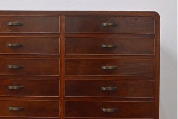 中古　国産の指物家具　高級品!上品な佇まいが魅力的な前面桑材製のチェスト(引き出し)(定価約35万円)(R-047287)
