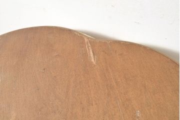 中古　海外輸入家具　ホワイト×ゴールドカラーがお洒落なユニークなデザインのガラスケース(Rガラス、ショーケース、飾り棚)(R-047289)