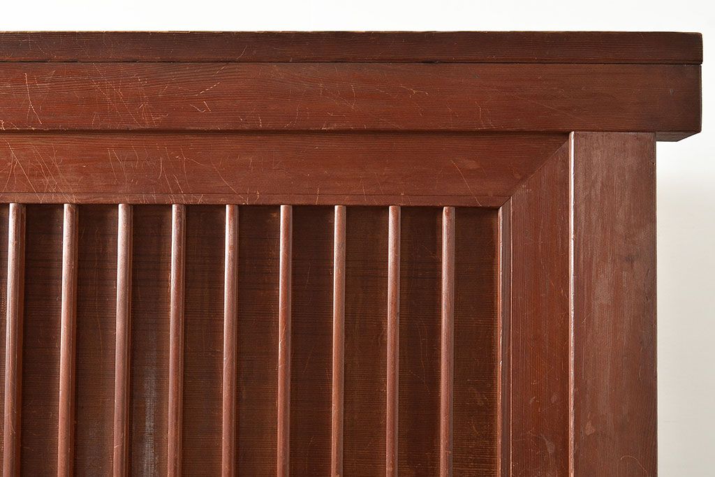 和製アンティーク　ヒノキ材　和モダンな空間作りに!縦桟が上品な収納箪笥(水屋箪笥、サイドボード)(R-047298)