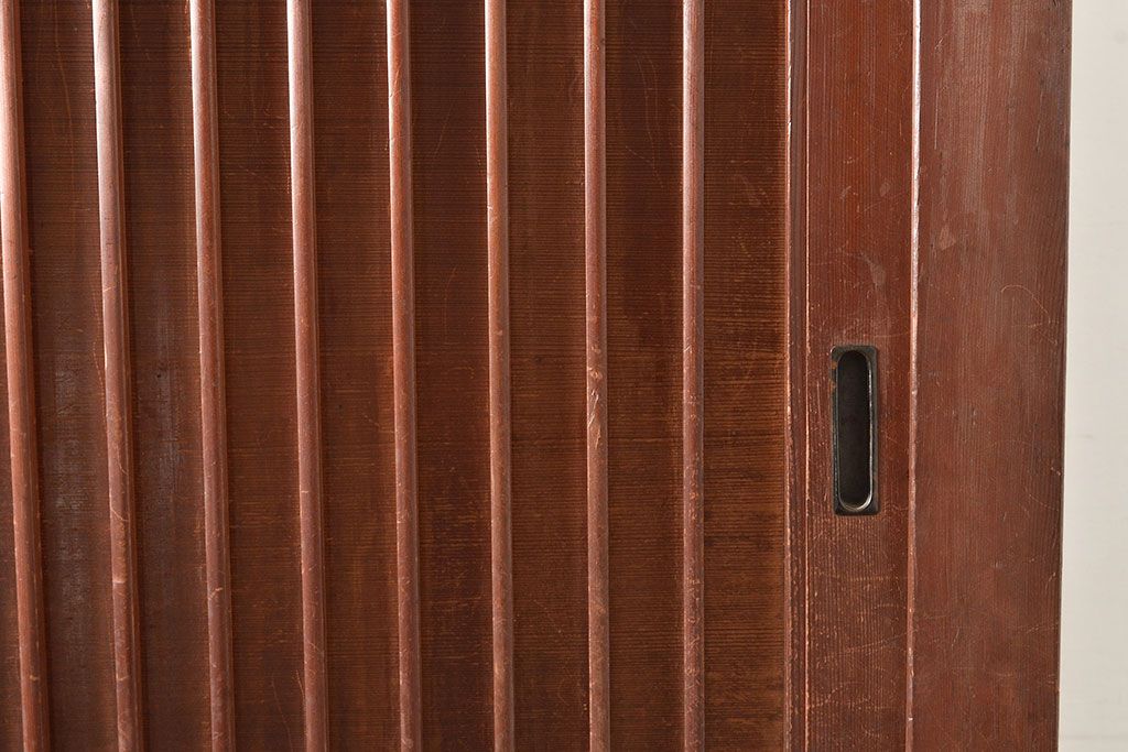 和製アンティーク　ヒノキ材　和モダンな空間作りに!縦桟が上品な収納箪笥(水屋箪笥、サイドボード)(R-047298)