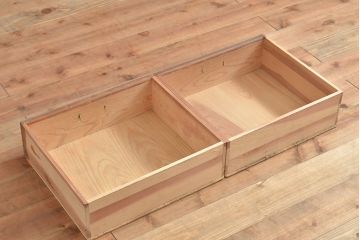 和製アンティーク　前面ケヤキ材　貴重な玉杢と桐鳳凰図が上品な和を醸し出す茶棚(飾り棚、茶箪笥、収納棚)(R-047301)