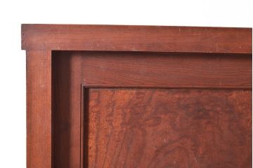 【簡易リペア限定品】和製アンティーク　漆塗り　前面ケヤキ材製の重厚な雰囲気が魅力的な戸棚(食器棚、収納棚、キャビネット)(R-047306)