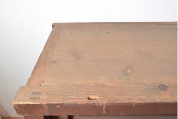 和製アンティーク　和モダンな空間づくりに活躍する、ヒノキ材製の収納箪笥(水屋箪笥、サイドボード)(R-047309)