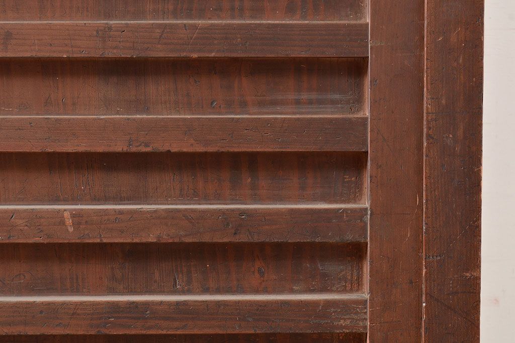 和製アンティーク　和モダンな空間づくりに活躍する、ヒノキ材製の収納箪笥(水屋箪笥、サイドボード)(R-047309)