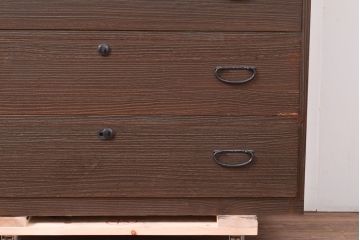 和製アンティーク　落ち着きのある佇まいが魅力の総桐材製の重ね箪笥(和タンス、衣装箪笥、着物箪笥)(R-047311)