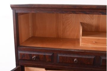 中古　北海道民芸家具　衣装盆付き　和洋どちらの空間にも合わせやすい3段重ねの洋服タンス(衣装箪笥、着物タンス、チェスト)(R-047312)