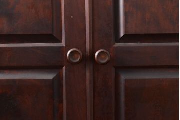 中古　北海道民芸家具　衣装盆付き　和洋どちらの空間にも合わせやすい3段重ねの洋服タンス(衣装箪笥、着物タンス、チェスト)(R-047312)