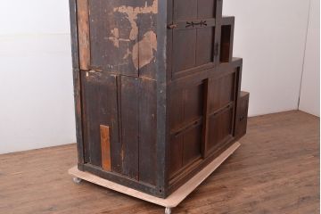 和製アンティーク　明治大正期　奥深い味わいが感じられる小振りなサイズの階段箪笥(時代箪笥)(R-047324)