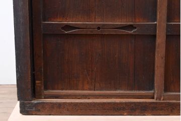 和製アンティーク　明治大正期　奥深い味わいが感じられる小振りなサイズの階段箪笥(時代箪笥)(R-047324)