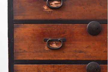 和製アンティーク　ヒノキ材の味わいがたっぷりと感じられる和タンス(引き出し、チェスト)(R-047326)