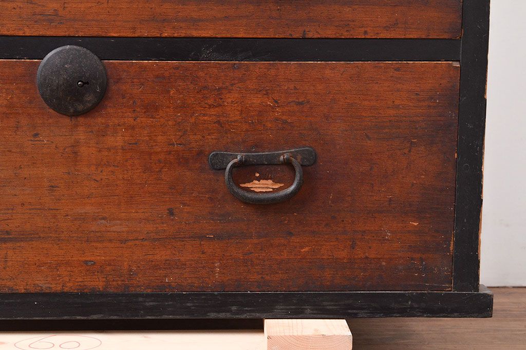 和製アンティーク　ヒノキ材の味わいがたっぷりと感じられる和タンス(引き出し、チェスト)(R-047326)