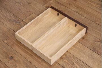 中古　民芸家具　美しい杢目の流れが堪能できる木製長火鉢(関西火鉢、囲炉裏、座卓)(R-047328)