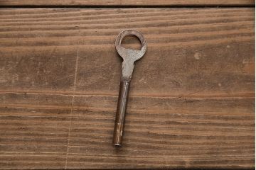 和製ヴィンテージ　岩谷堂箪笥　天板と脚を付けてリメイク!迫力ある杢目が魅力のチェスト(箪笥、引き出し、和タンス、サイドボード、ビンテージ)(R-047332)