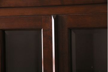 中古　シックな空間づくりが叶う、松本民芸家具のG-2型面取り食器棚(収納棚、カップボード、キャビネット)(定価約49万円)(R-047334)