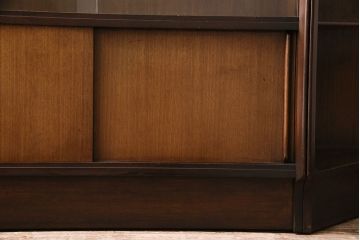 ヴィンテージ家具　北欧ビンテージ　G-PLAN(ジープラン)　チーク材　ミッドセンチュリースタイルにおすすめなブックケース&ディスプレイキャビネット(収納棚、戸棚、本箱、キャビネット)(R-047339)