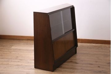 ヴィンテージ家具　北欧ビンテージ　G-PLAN(ジープラン)　チーク材　ミッドセンチュリースタイルにおすすめなブックケース&ディスプレイキャビネット(収納棚、戸棚、本箱、キャビネット)(R-047339)