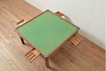 和製アンティーク　栗材　希少!レトロな雰囲気を盛り上げる折りたたみ式の雀卓(麻雀卓、折りたたみテーブル)(R-047343)