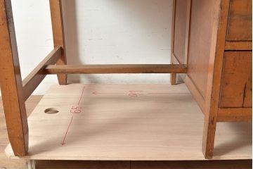 和製アンティーク　栓材製　ノスタルジックな雰囲気漂う書斎づくりにおすすめな片袖机(ワークデスク、在宅ワーク、在宅用、片袖デスク)(R-047344)