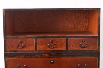 アンティーク　極美品　前面(黒柿孔雀杢・ケヤキ玉杢)　中(桐)　天板・側面(楠木)　漆塗り　群馬県の織物問屋から出てきました!!最高級の重ね箪笥(収納箪笥、整理箪笥、引き出し、チェスト)(R-047346)