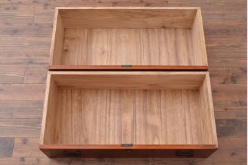 アンティーク　極美品　前面(黒柿孔雀杢・ケヤキ玉杢)　中(桐)　天板・側面(楠木)　漆塗り　群馬県の織物問屋から出てきました!!最高級の重ね箪笥(収納箪笥、整理箪笥、引き出し、チェスト)(R-047346)