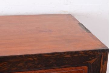 アンティーク　極美品　前面(黒柿孔雀杢・ケヤキ玉杢)　中(桐)　天板・側面(楠木)　漆塗り　群馬県の織物問屋から出てきました!!最高級の重ね箪笥(収納箪笥、整理箪笥、引き出し、チェスト)(R-047346)