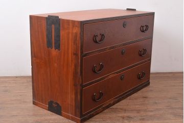 アンティーク　極美品　前面(黒柿孔雀杢・ケヤキ玉杢)　中(桐)　側面(楠木)　漆塗り　群馬県の織物問屋から出てきました!!最高級のリビングボード(収納箪笥、整理箪笥、テレビ台、ローチェスト)(R-047348)