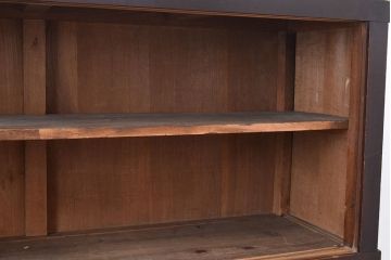和製アンティーク　前面ヒノキ材　古い木の味わいが楽しめる重厚な佇まいの重ね箪笥(水屋箪笥、収納箪笥、収納棚)(R-047350)
