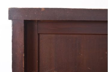 和製アンティーク　前面ヒノキ材　古い木の味わいが楽しめる重厚な佇まいの重ね箪笥(水屋箪笥、収納箪笥、収納棚)(R-047350)