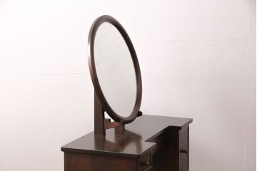 中古　松本民芸家具　西洋アンティークのような雰囲気を感じさせる、丸型一面鏡のドレッサー(鏡台、ミラー)(定価約34万円)(R-047355)