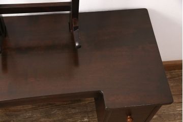中古　松本民芸家具　西洋アンティークのような雰囲気を感じさせる、丸型一面鏡のドレッサー(鏡台、ミラー)(定価約34万円)(R-047355)