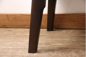 中古　松本民芸家具　西洋アンティークのような雰囲気を感じさせる、丸型一面鏡のドレッサー(鏡台、ミラー)(定価約34万円)(R-047355)
