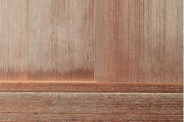 和製アンティーク　味わい深い木肌が魅力的な前面桐材製の戸棚(テレビ台、ローボード)(R-047358)