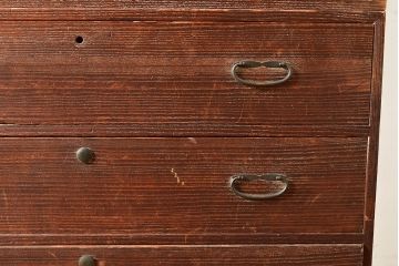 和製アンティーク　使い込まれた木肌が味わい深い前面桐材製の箪笥ローボード(引き出し、チェスト、テレビ台)(R-047360)