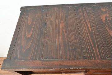 和製アンティーク　上質な空間づくりにおすすめ!前面にヒノキ材とケヤキ材を使った高級感漂う戸棚(収納棚、キャビネット)(R-047369)