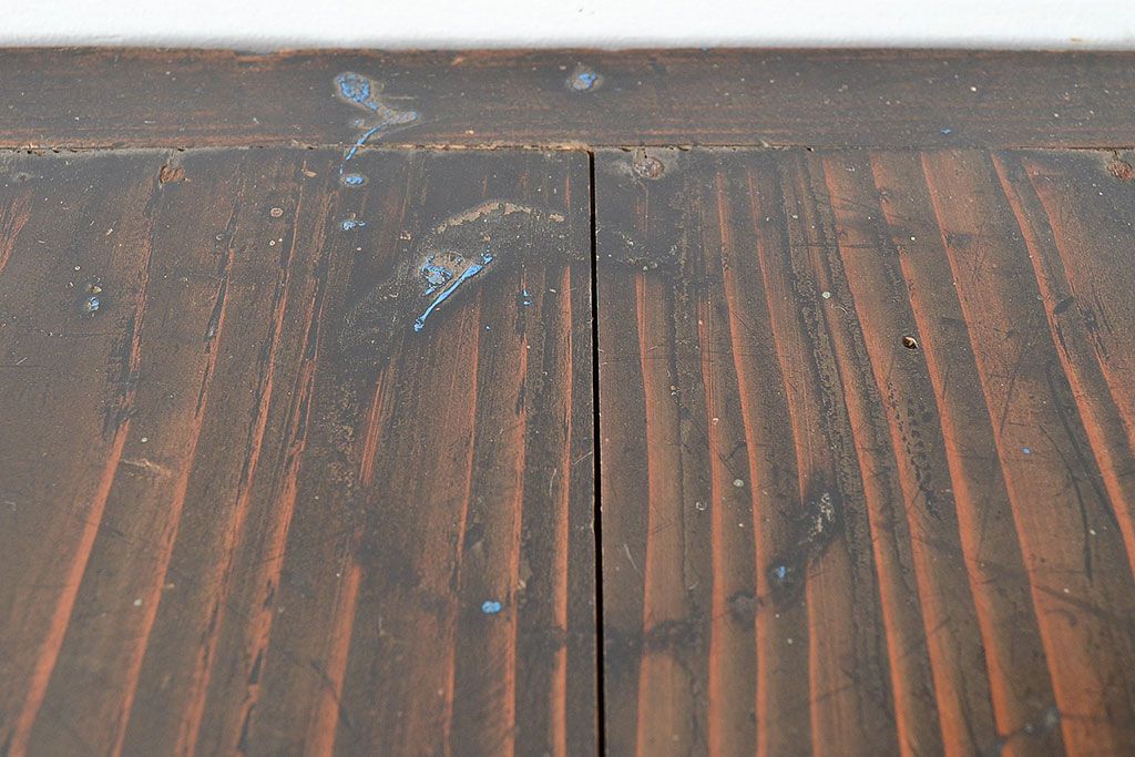 和製アンティーク　上質な空間づくりにおすすめ!前面にヒノキ材とケヤキ材を使った高級感漂う戸棚(収納棚、キャビネット)(R-047369)